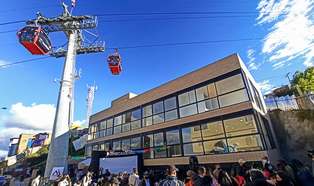Imagen de indraestructura de metro cable de Bogotá