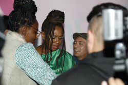 Chimamanda Ngozi Adichie escritora nigeriana
