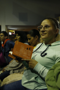 señora lee libro