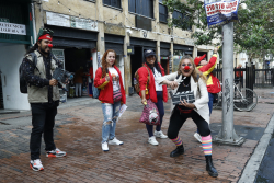grupo de artistas de calle