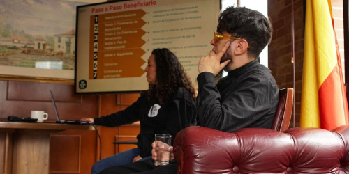 personas reunidas
