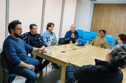 personas reunidas