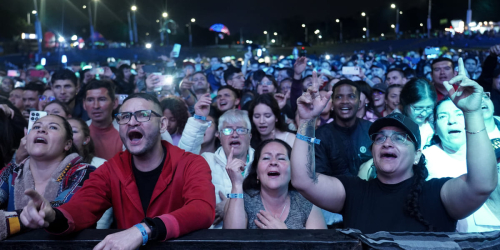 público en Popular al parque 2024