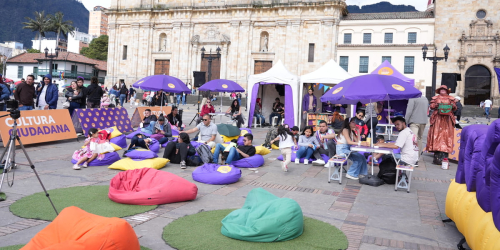  Plaza de Bolívar